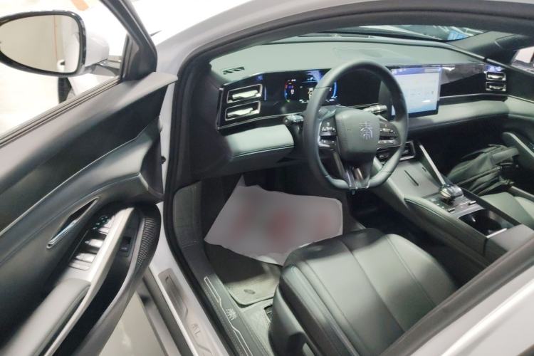 Used BYD Qin L 2024 DM-i 80KM Leading Model