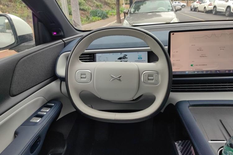 Used XPeng G6 2023 580 Long-Range Pro Steering Wheel