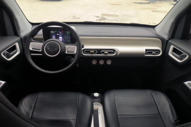 Used Wuling Hongguang MINIEV 2024 3rd Generation 215km Youth Edition
