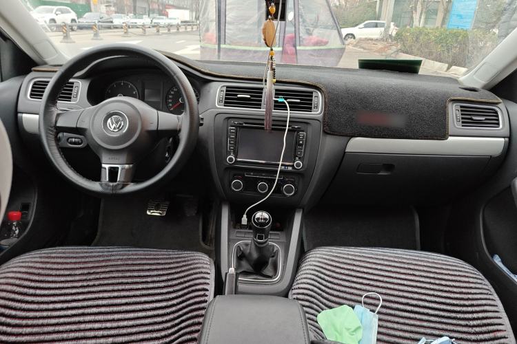 Used Volkswagen Sagitar 2014 1.6L Manual Comfort Model