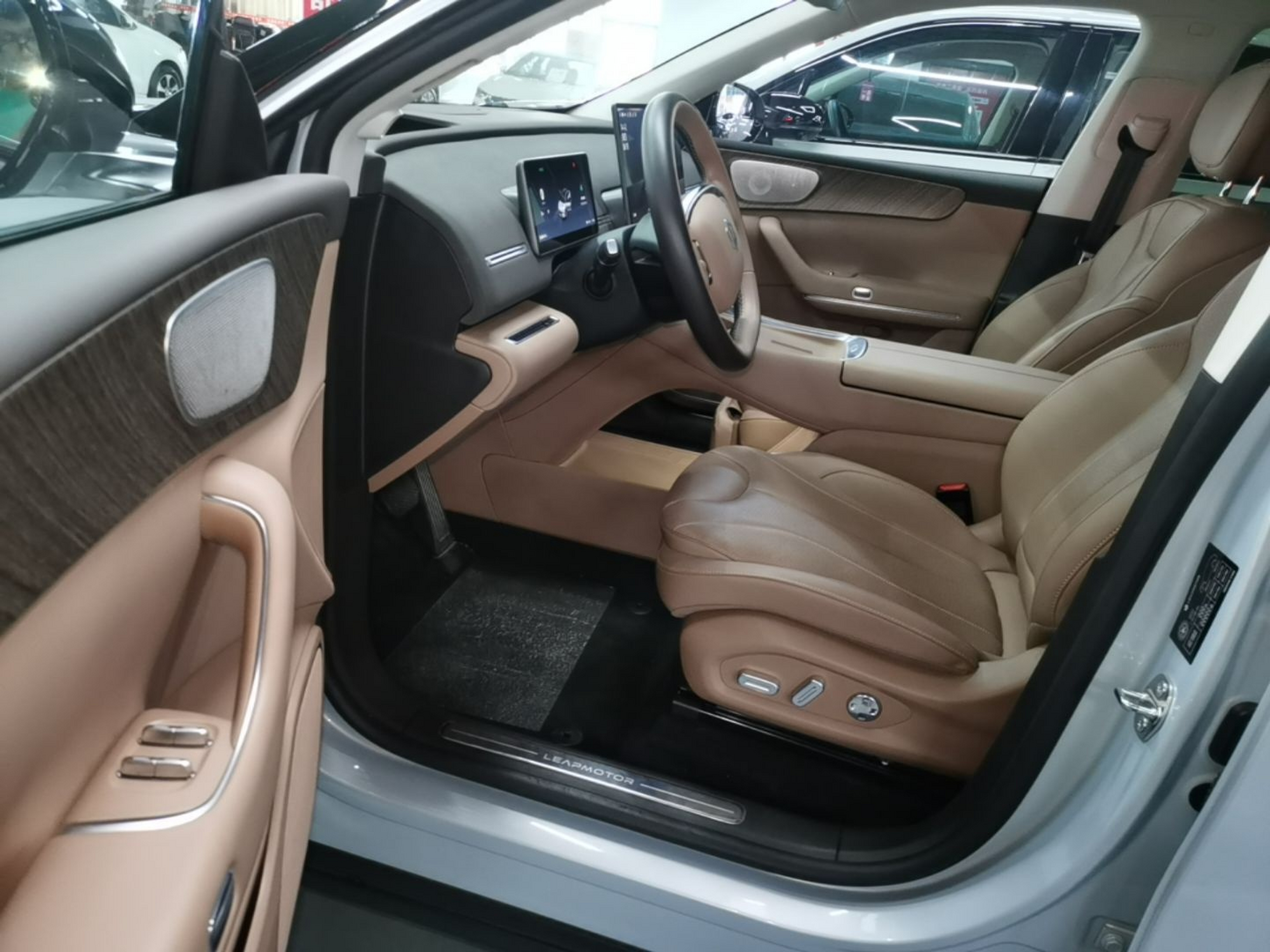 Vordere Reihe im Auto