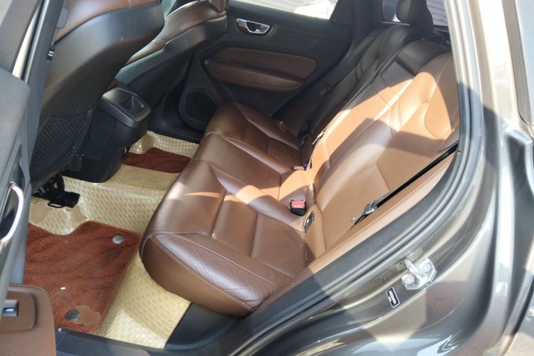 Used Volvo XC60 2020 T5 4x4 Smart Luxury Edition