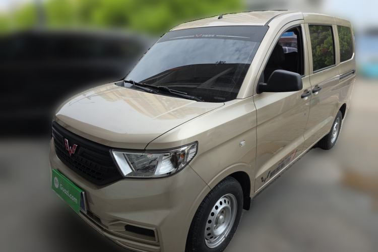 Used Wuling Hongguang V 2022 1.5L Jingqu Edition Electric-Assist LAR