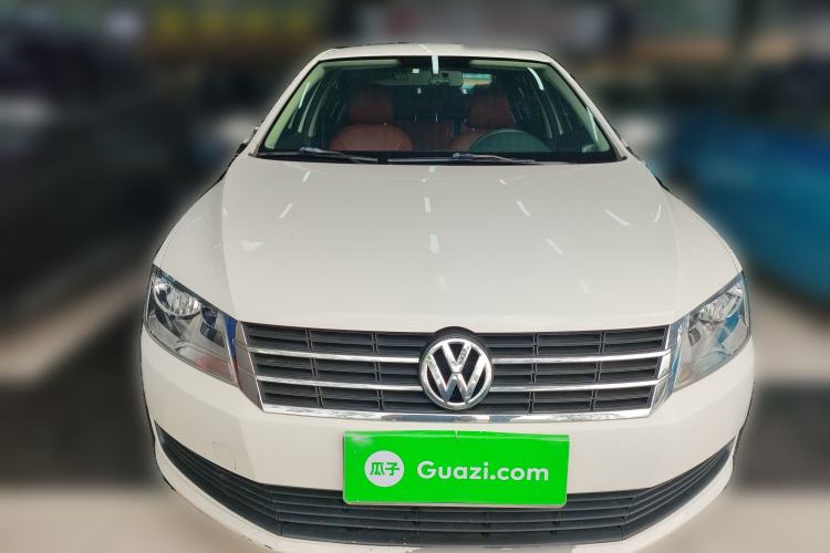 Used Volkswagen Lavida 2013 Revised Classic 1.6L Manual Fashion Edition Front