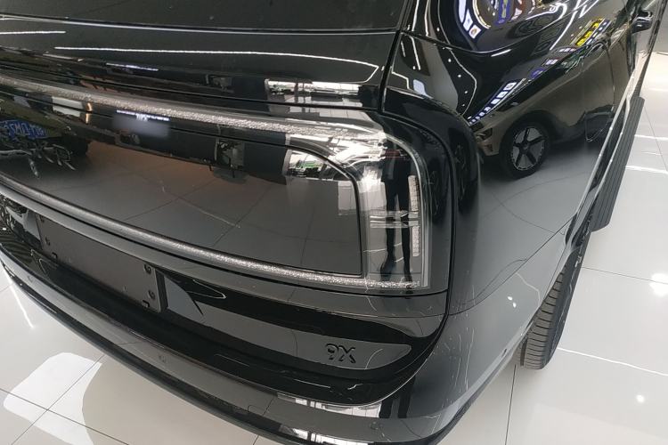 Used Zeekr 9X 2025 Moon Black Edition 70kWh