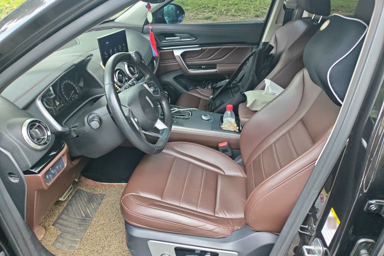 Used Wey VV5 2017 2.0T Ultra-Luxury Version
