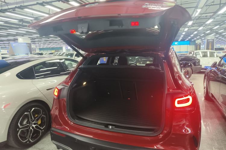 Used Mercedes-Benz EQA 2022 EQA 300 4MATIC Launch Edition
