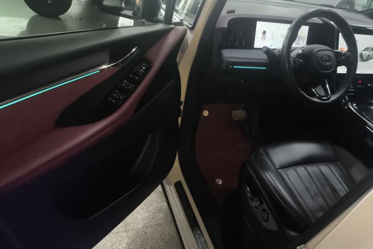 Used GAC Trumpchi M8 2023 Zongshi Series 400T Flagship Edition