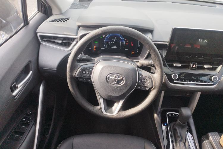 Used Toyota FRONTLANDER 2024 2.0L Smart Electric Hybrid Dual-Engine Luxury Edition
