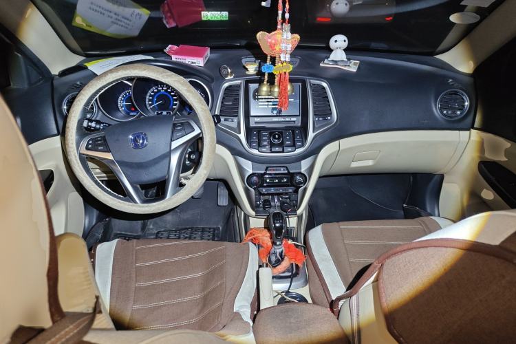 Used CHANGAN Eado 2015 1.6L Manual Luxury Model China IV Standard