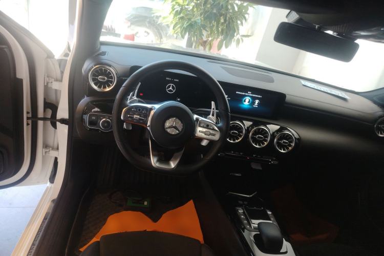 Used Mercedes-Benz A-Class 2021 A 200 L Sport Sedan Fashion Model
