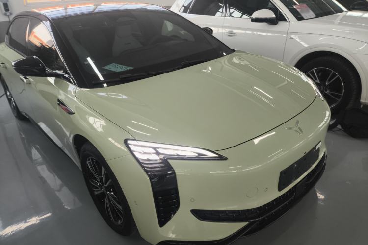 Used Hongqi EH7 2024 690 Pro
