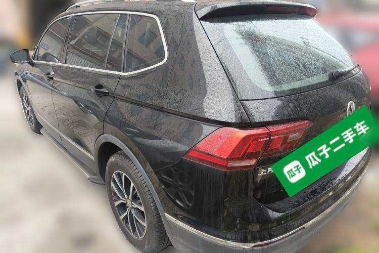 Used Volkswagen Tiguan L 2018 330TSI Automatic Two-Wheel Drive Luxury Edition Rear Left 45 Deg