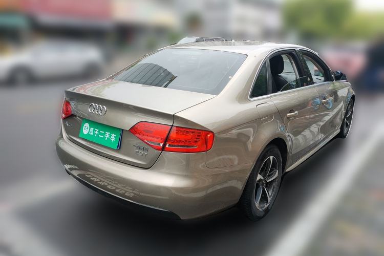 Used Audi A4L 2012 2.0 TFSI automatic Comfort trim level Rear Right 45 Deg