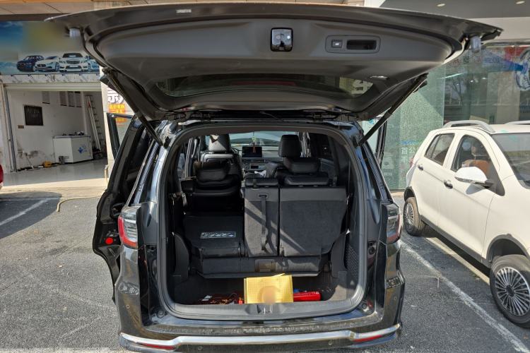 Used Honda Elysion 2024 2.0L eHEV Luxury Edition
