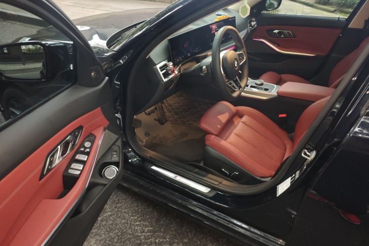 Used BMW 3 Series 2025 330Li M Sport Shadowline Package