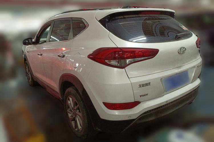 Used Hyundai Tucson 2015 1.6T Dual-Clutch Two-Wheel-Drive Smart Model Rear Left 45 Deg