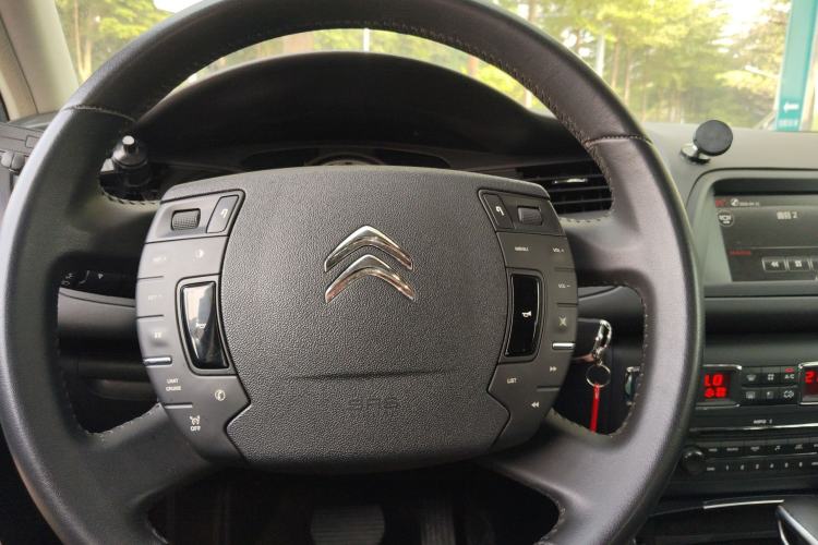 Used Citroen C5 2014 1.6T Automatic Luxury Model