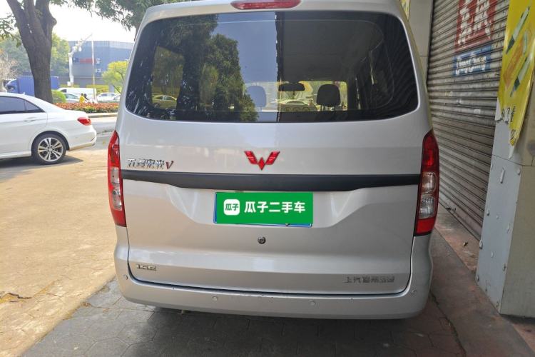 Used Wuling Hongguang V 2022 1.5L Jingqu Edition Electric-Assist LAR Rear