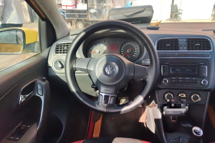 Used Volkswagen Polo 2011 1.6L Manual ZhiShang Edition