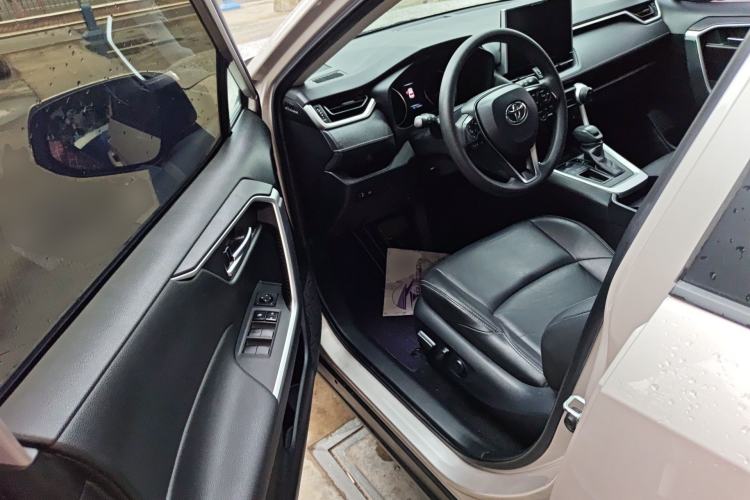 Used Toyota Wildlander 2021 2.0L CVT Two-Wheel Drive Luxury Edition
