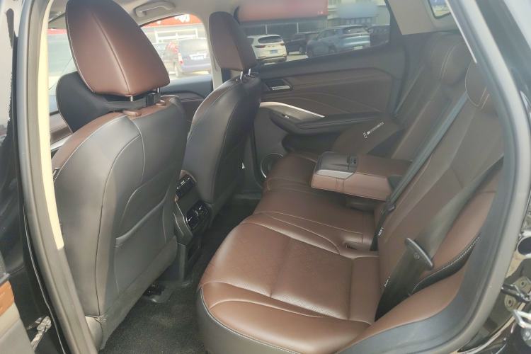 Used Wey VV6 2021 2.0T Two-Wheel Drive Smart Plus
