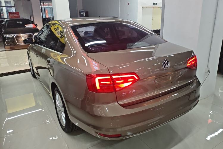 Used Volkswagen Sagitar 2015 1.6L Automatic Comfort Model Rear Left 45 Deg