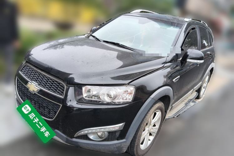 Used Chevrolet Captiva 2012 2.4L 4x4 Flagship Edition 7 Seats