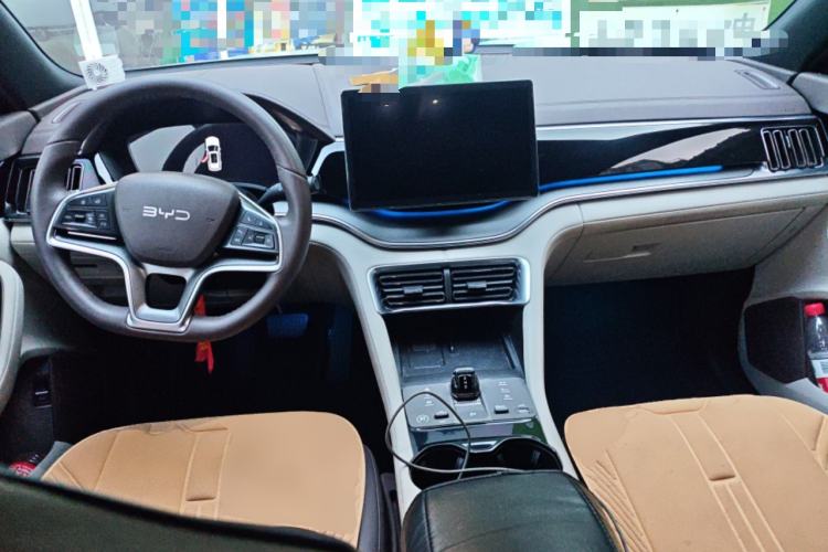 Used BYD Song PLUS New Energy 2025 DM-i 112KM Prestige Model Center Console