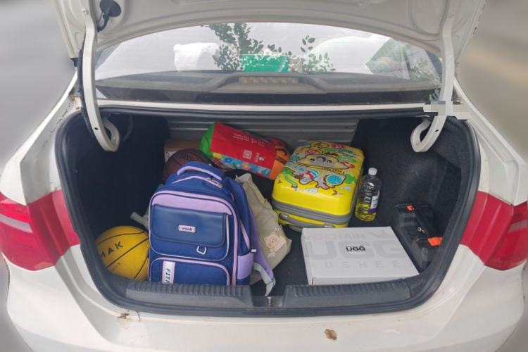 Used Volkswagen Jetta 2013 1.6L Manual Fashion Edition
