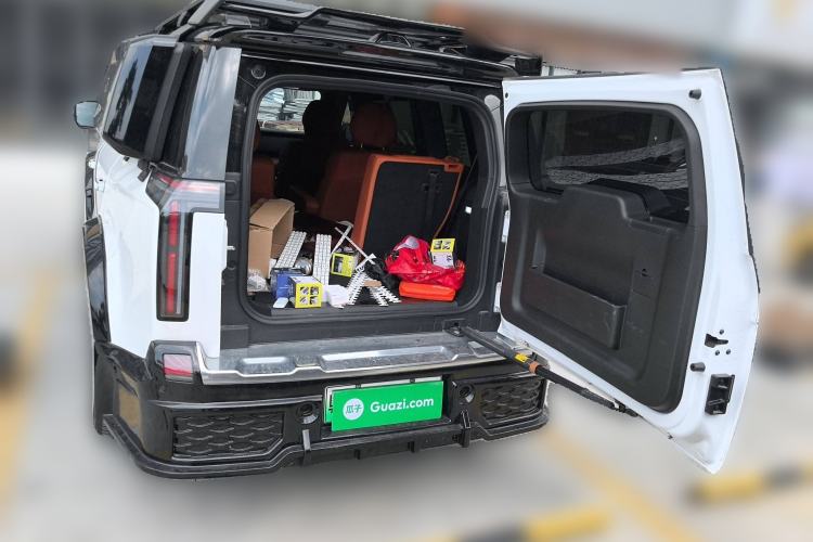 Used Polestones 01 2023 All-Purpose 7-Seater Version
