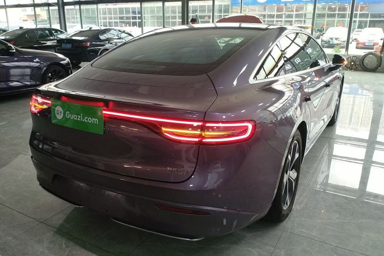 Used Hima Luxeed S7 2025 705 km Pro Rear Right 45 Deg