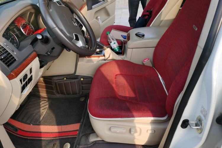 Used Toyota Land Cruiser 2012 4.0L Automatic VX
