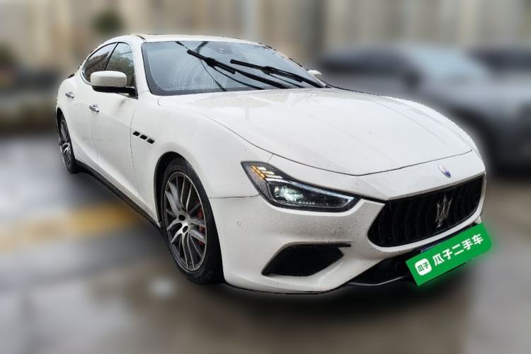 Used Maserati Ghibli 2014 3.0T S Q4 Front Right 45 Deg
