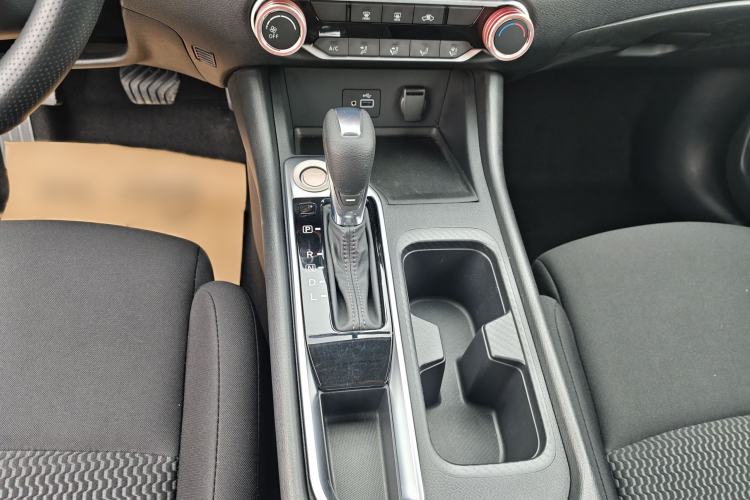 Used Nissan Sylphy 2020 1.6L XE CVT Comfort Edition Gear Lever