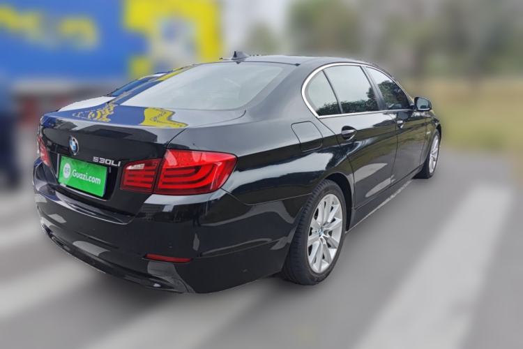 Used BMW 5 Series 2013 530Li Leading Model