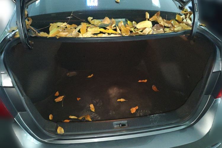 Used Nissan Sylphy 2019 Classic 1.6XE CVT Comfort Edition Trunk