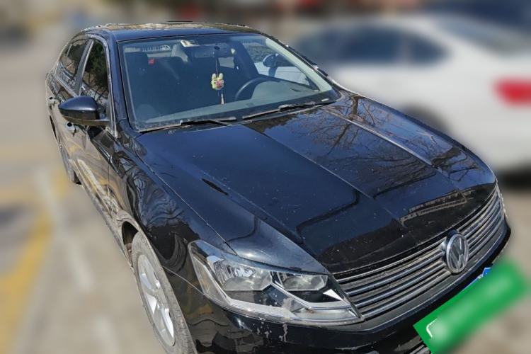 Used Volkswagen Lavida 2015 1.6L Manual Fashion Edition