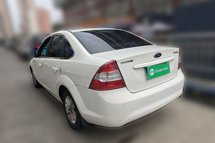 Used Ford Focus 2013 Sedan Classic 1.8L Automatic Base Model