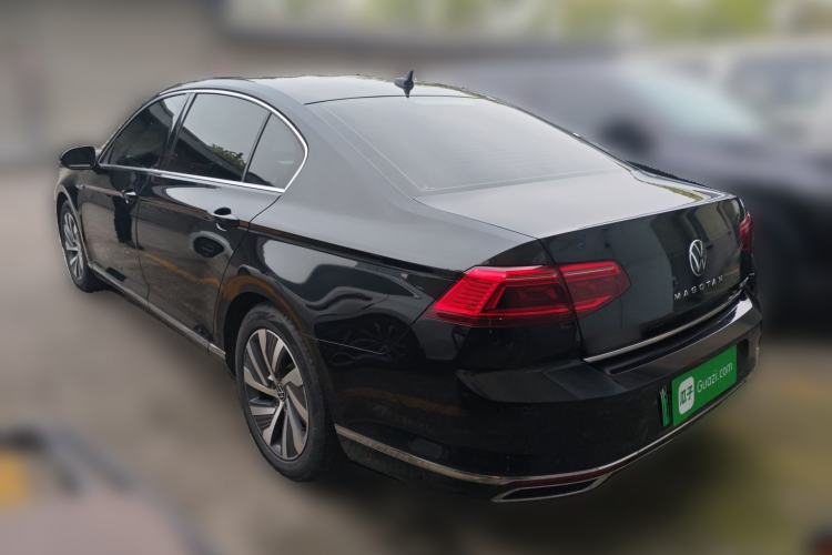 Used Volkswagen Magotan GTE Plug-in Hybrid 2020 GTE Luxury Model Rear Left 45 Deg