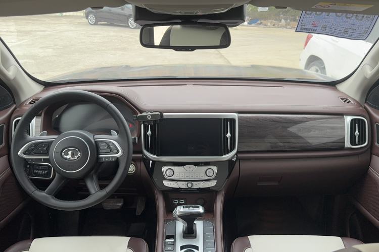 Used Great Wall Poer 2021 2.0T Global Version Automatic Diesel 4x4 Prestige Standard Cab GW4D20M Interior 2