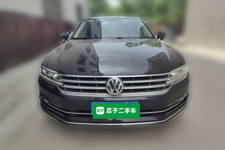 Used Volkswagen Phideon 2018 Revised Version 380TSI Two-Wheel Drive Business Edition Front