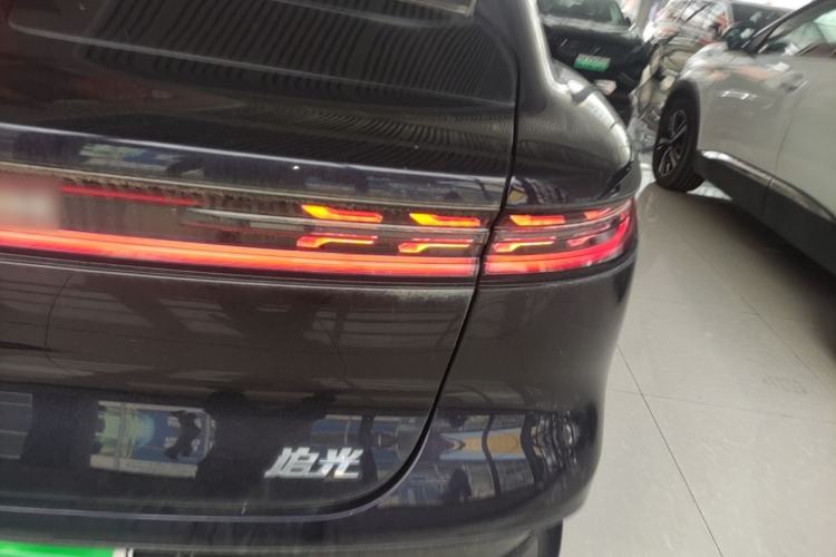 Used VOYAH PASSION 2024 PHEV Four-Wheel Drive Ultra-Long Range Flagship Model Exterior 3