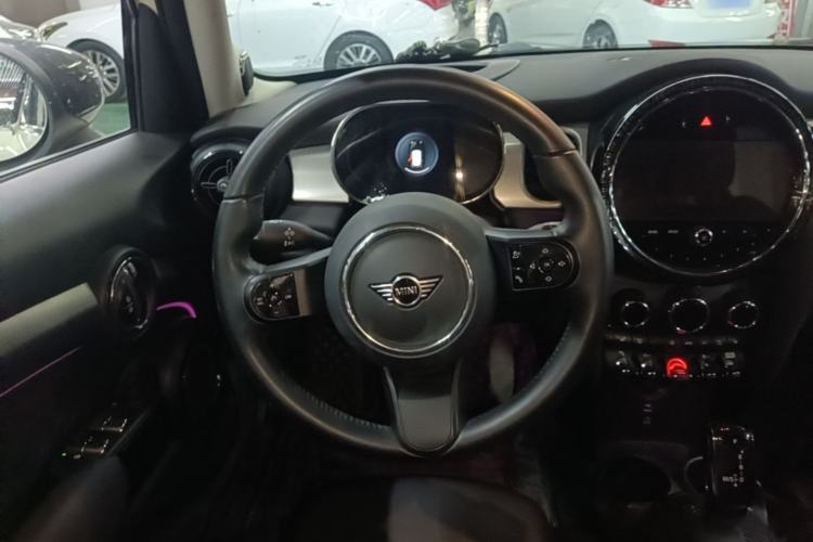 Used MINI 2023 1.5T COOPER Artist Five-Door Edition