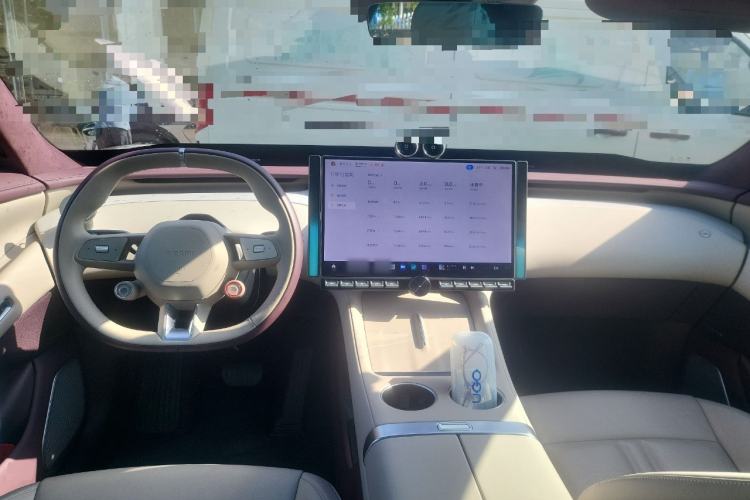 Used Xiaomi Auto YU7 2025 Ultra-Long Range High-Performance All-Wheel-Drive Max Edition