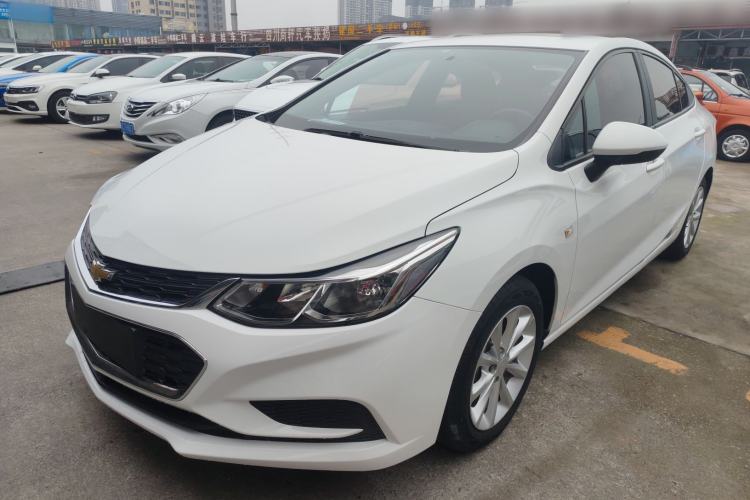 Used Chevrolet Cruze 2018 320 Automatic Pioneer Sunroof Edition