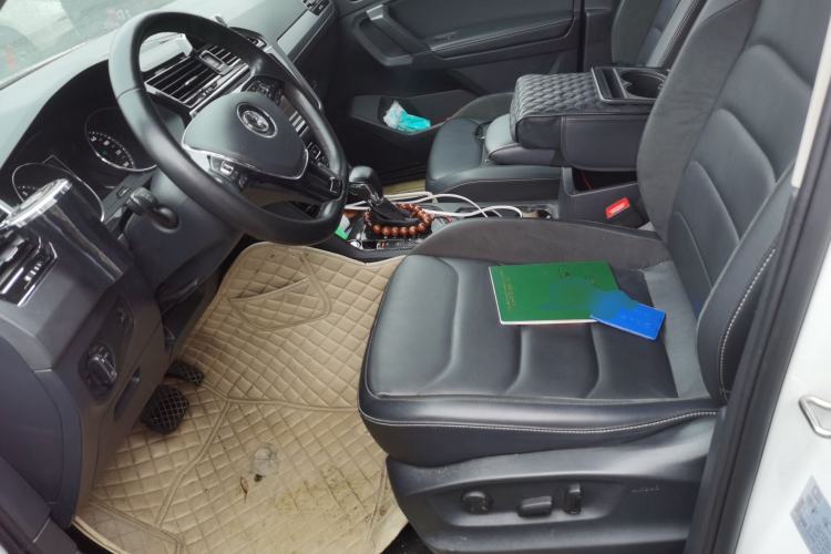 Used Volkswagen Tiguan L 2018 280TSI Automatic Two-Wheel Drive Comfort Edition Left Front Seat