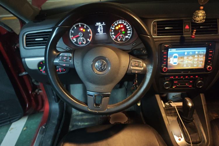 Used Volkswagen Sagitar 2014 Revised Version 1.4TSI Automatic Luxury Edition