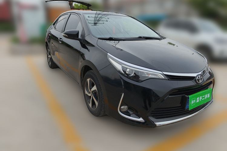 Used Toyota Levin 2017 Revised 185T CVT Elite Edition China V Standard Front Right 45 Deg