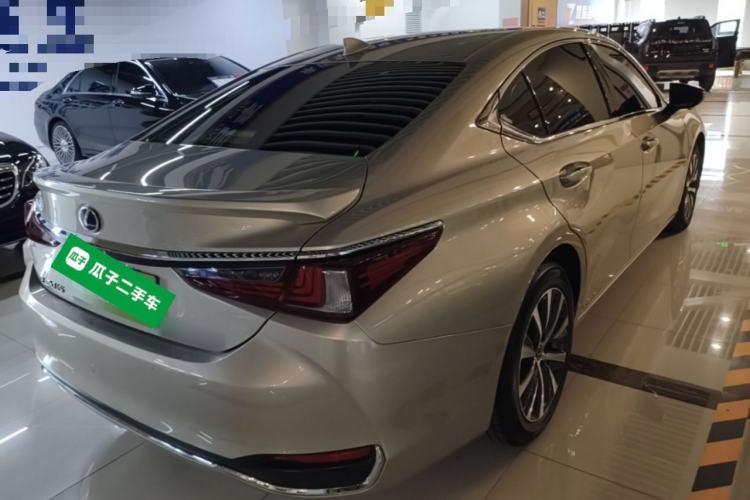 Used Lexus ES 2018 300h Premier Edition China V Standard